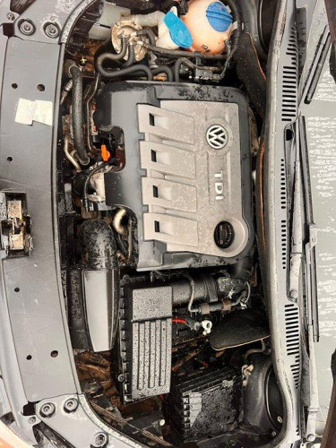  VOLKSWAGEN TOURAN (1T3) 