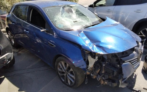 RENAULT MEGANE IV BERLINA 5P — vehículo donante para recambios 