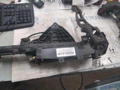 CERRADURA PUERTA DELANTERA IZQUIERDA