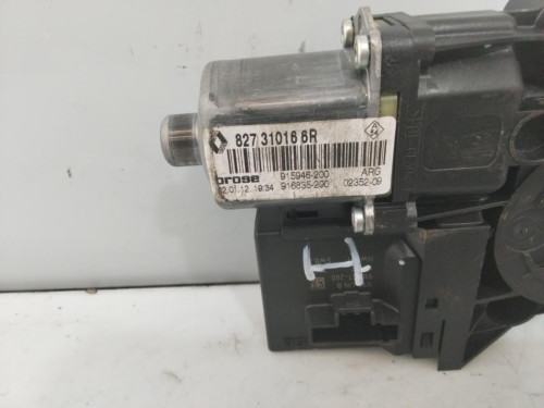 MOTOR ELEVALUNAS TRASERO IZQUIERDO Renault SCENIC III (JZ) 