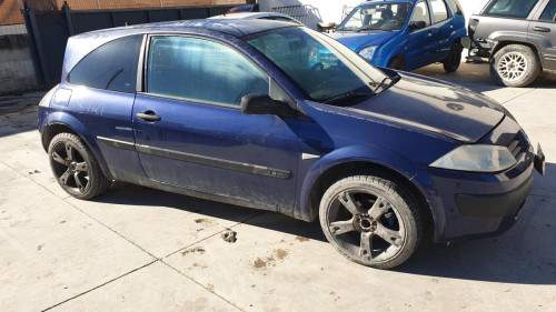 RENAULT MEGANE II BERLINA 3P — автомобиль-донор на запчасти 