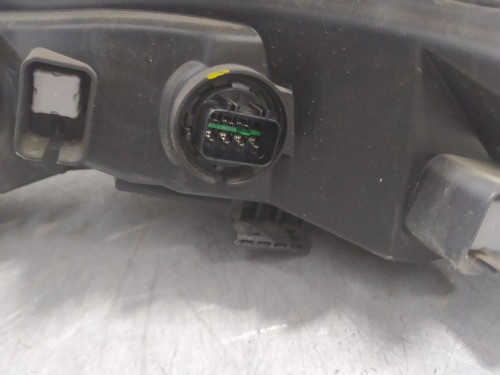  FARO DERECHO HYUNDAI TUCSON (NX) 