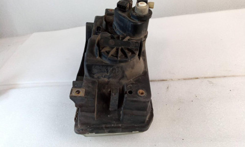  FARO DERECHO VOLVO SERIE 850 