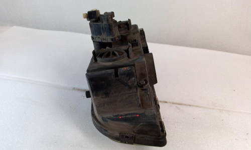  FARO DERECHO VOLVO SERIE 850 