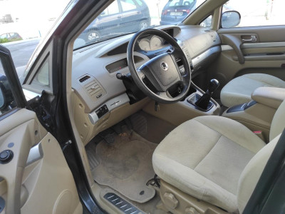 SSANGYONG RODIUS