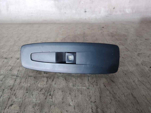 MANDO ELEVALUNAS DELANTERO DERECHO Renault MEGANE IV SPORT TOURER 