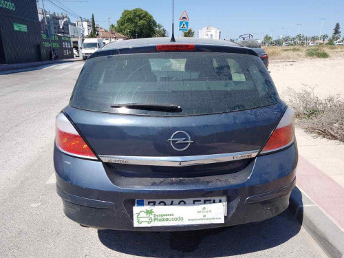 OPEL ASTRA H BERLINA — Donor Vehicle for Used Parts 
