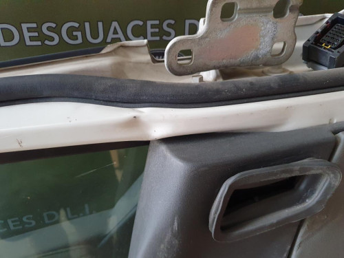 PUERTA DELANTERA IZQUIERDA Volvo 