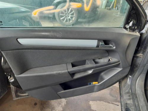  OPEL ASTRA H BERLINA 