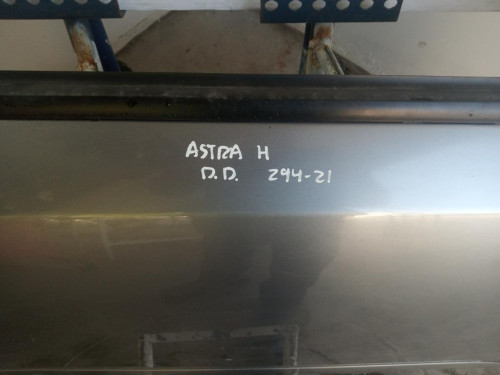 PUERTA DELANTERA DERECHA Opel ASTRA H BERLINA 