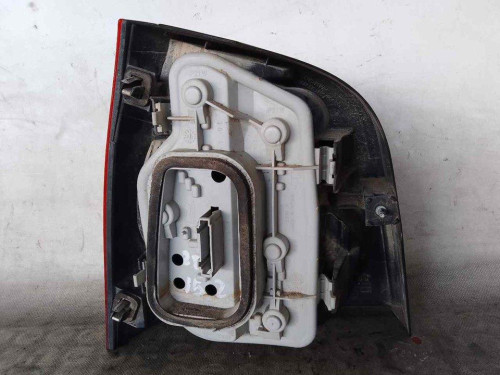 PILOTO TRASERO DERECHO VOLKSWAGEN POLO IV (9N1) 