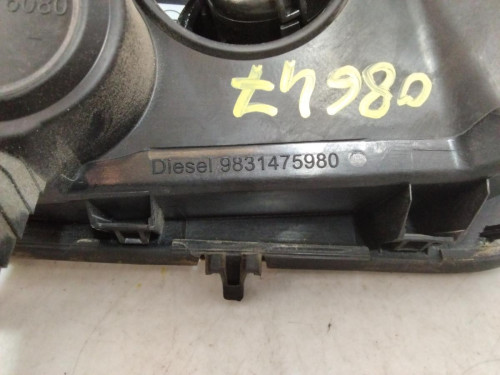 TAPA EXTERIOR COMBUSTIBLE Peugeot 2008 (P1) 