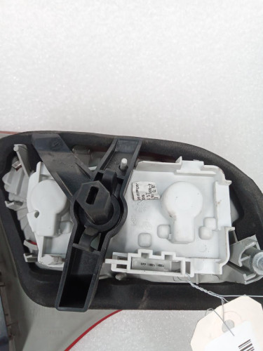 PILOTO TRASERO DERECHO INTERIOR Audi A4 AVANT (8E) 