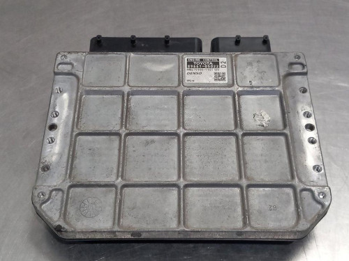 CENTRALITA MOTOR UCE Toyota AVENSIS CROSS SPORT (T27) 
