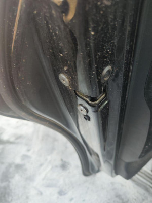 CERRADURA PUERTA TRASERA IZQUIERDA