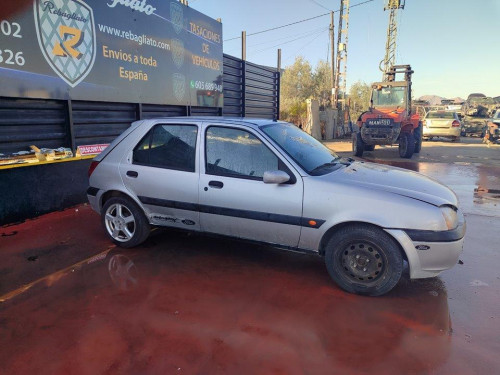  FORD FIESTA BERLINA 