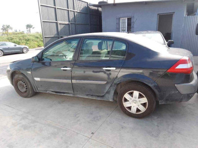 RENAULT MEGANE II CLASSIC BERLINA