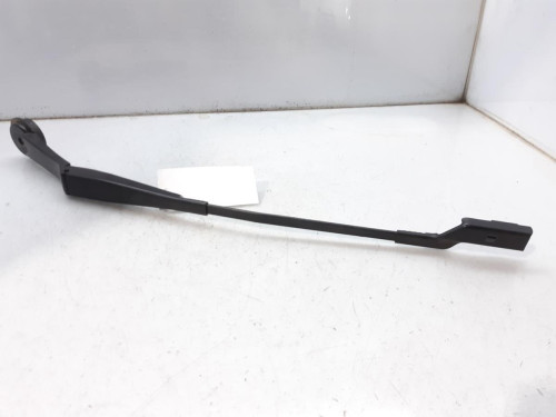 BRAZO LIMPIA DELANTERO IZQUIERDO Ford FOCUS BERLINA (CB8) 
