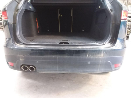 PARAGOLPES TRASERO Jaguar F-PACE 