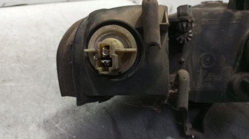 FARO IZQUIERDO MG Rover ROVER 400 (RT) 