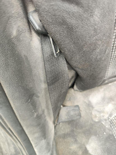 CINTURON SEGURIDAD TRASERO DERECHO Opel CORSA D 