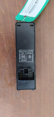 MANDO ELEVALUNAS DELANTERO IZQUIERDO MITSUBISHI ASX (GA0W) 