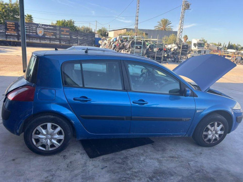  RENAULT MEGANE II BERLINA 5P 
