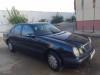 Mercedes-Benz E Berlina (BM 210)(1995->) — vehículo donante para recambios 