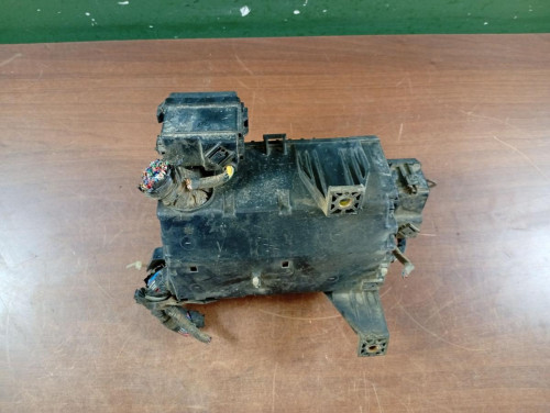 CAJA RELES / FUSIBLES TOYOTA LAND CRUISER (J12) 