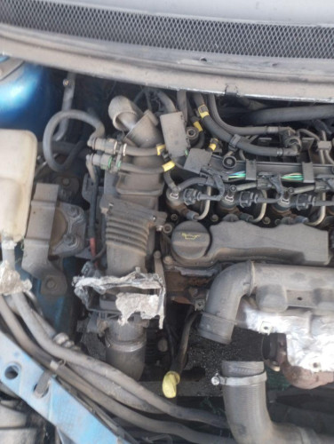 MOTOR COMPLETO FORD FOCUS BERLINA (CAP) 