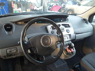 RENAULT SCENIC II (JM)
