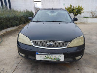 Ford Mondeo Berlina (GE)(2000->)