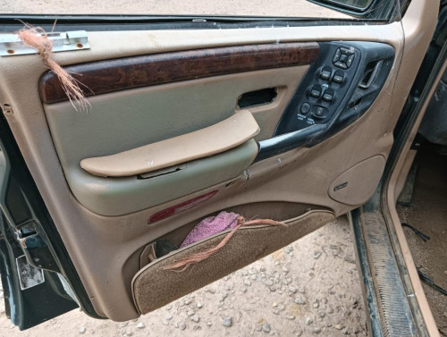 JEEP GRAND CHEROKEE (ZJ/Z) — Donor Vehicle for Used Parts 