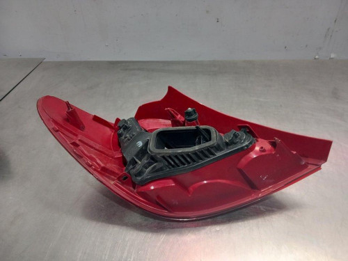  PILOTO TRASERO DERECHO PEUGEOT 207 
