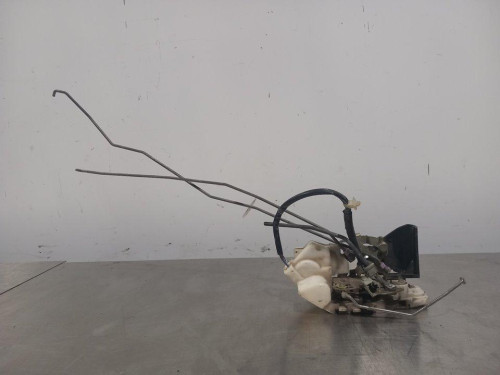 CERRADURA PUERTA DELANTERA IZQUIERDA 
