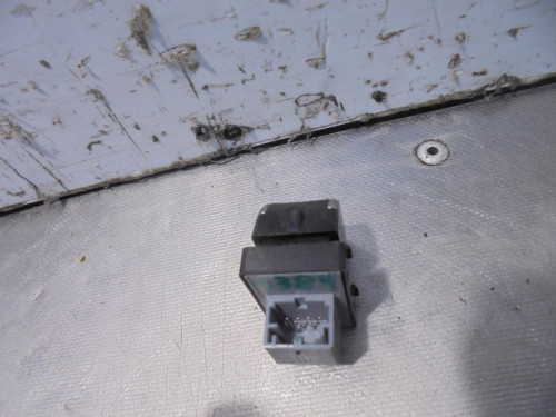  MANDO ELEVALUNAS TRASERO DERECHO AUDI A6 AVANT (4G5) 