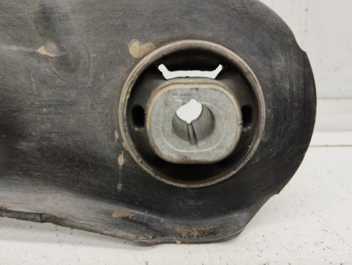 BRAZO SUSPENSION INFERIOR DELANTERO IZQUIERDO Renault MEGANE III BERLINA 5P 