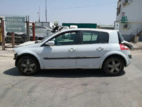  RENAULT MEGANE II BERLINA 5P 