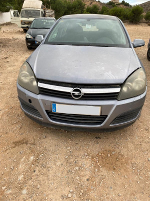 OPEL ASTRA H BERLINA
