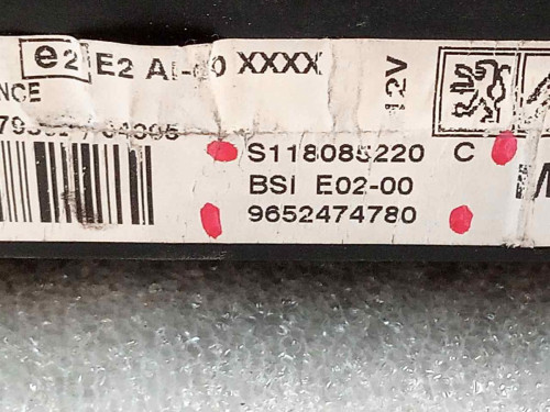  CAJA RELES / FUSIBLES PEUGEOT 206 