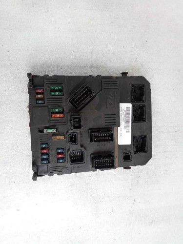  CAJA RELES / FUSIBLES PEUGEOT 206 