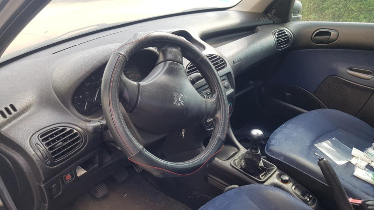Peugeot 206 (1998->) SIN IDENTIFICAR