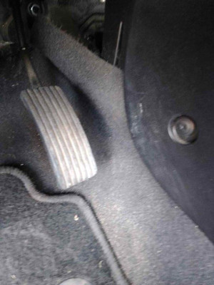 PEDAL ACELERADOR