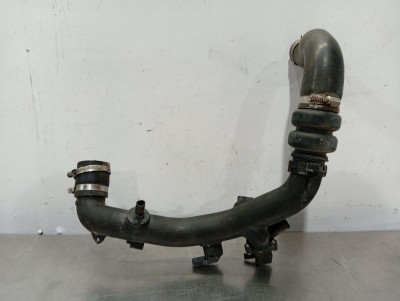 TUBO, FORD, KUGA (CBS)
