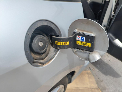 TAPA EXTERIOR COMBUSTIBLE, PEUGEOT, 308 SW