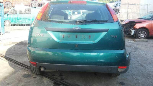  FORD FOCUS BERLINA (CAK) 