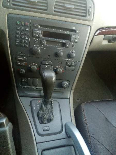  VOLVO XC70 