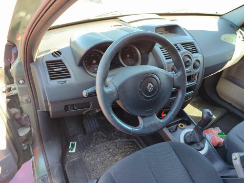 RENAULT MEGANE II BERLINA 5P — автомобиль-донор на запчасти 