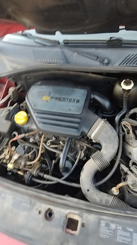 Renault Clio II Fase I (B/CB0)(1998->) — автомобиль-донор на запчасти 