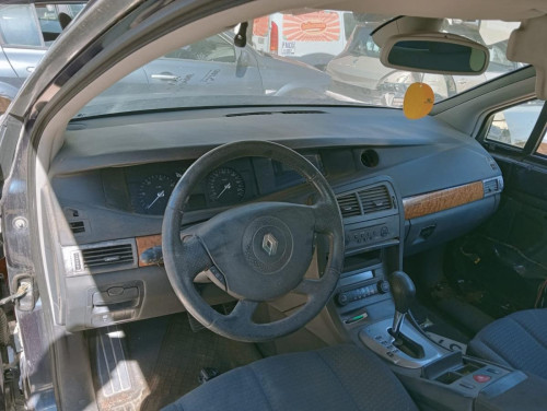  RENAULT VEL SATIS (BJ0) 